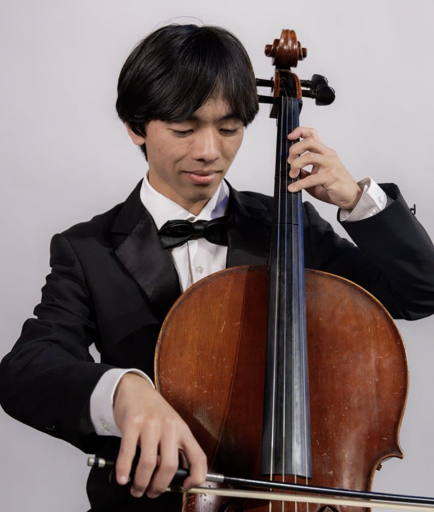 Samuel Zhou, cellist, Harmony Ensemble alumni.